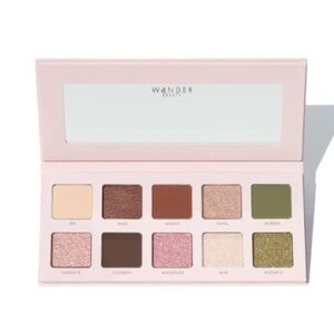 WANDER Beauty Eyeshadow 🏷️